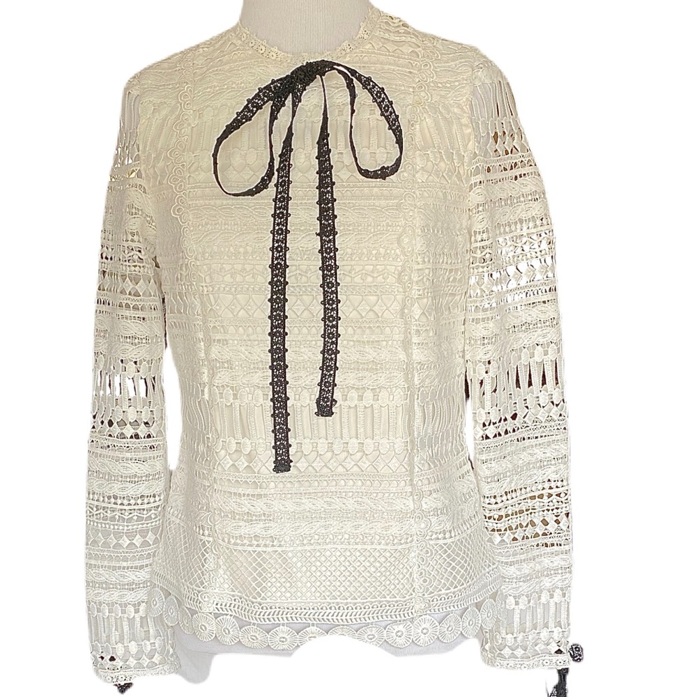 Alexis
Braelynn Blouse